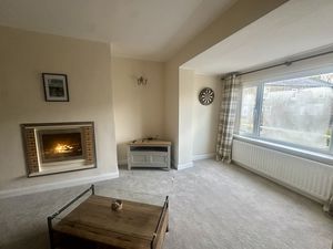 Photo 25- click for photo gallery